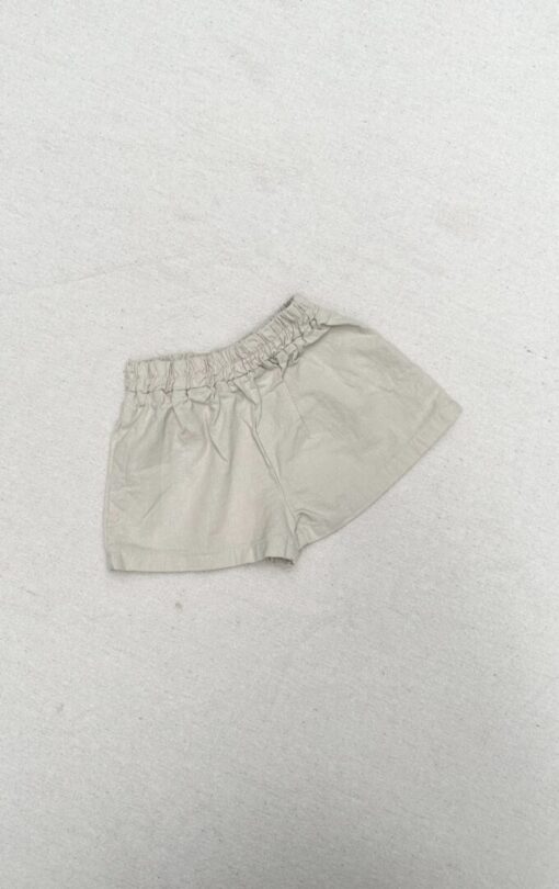 Linen shorts beige