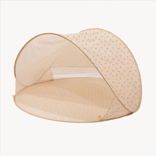 Mrs Ertha beach tent - flower buds