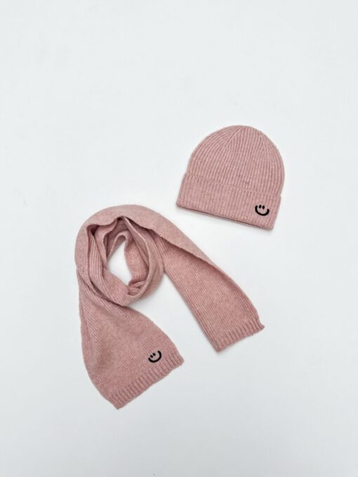 Beanie + scarf set PINK
